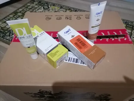 کرم روشن کننده پوست آردن بیوتی مدل Dermaline حجم 30 میلی لیتر