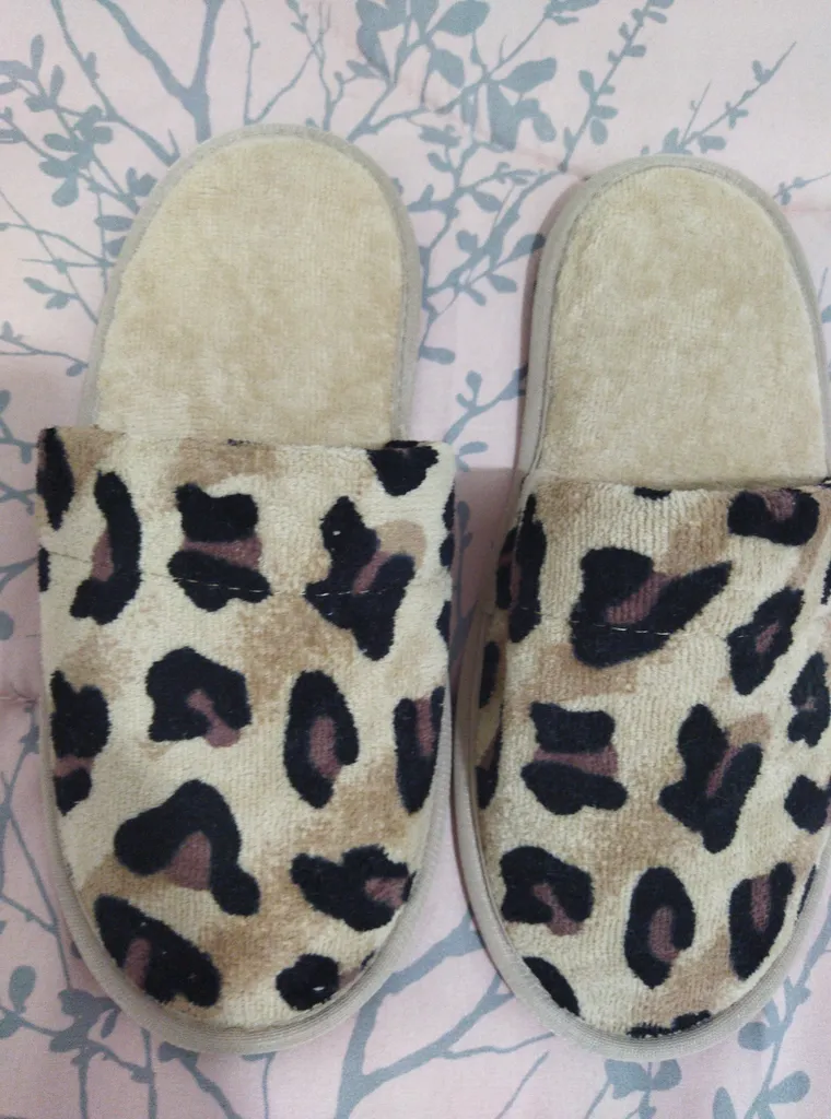 دمپایی حوله ای پودایران مدل پلنگی