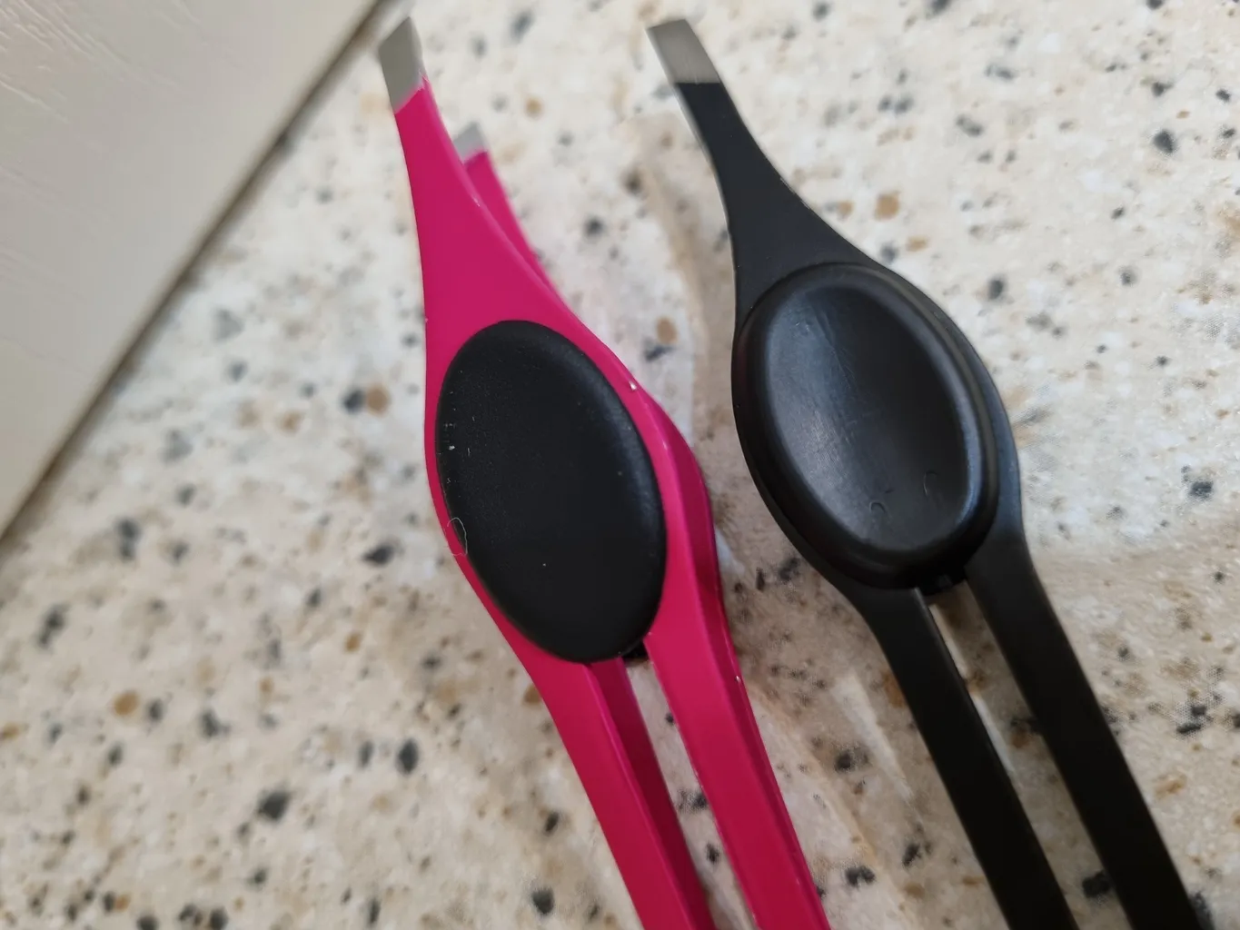 موچین بیول مدل Pluck