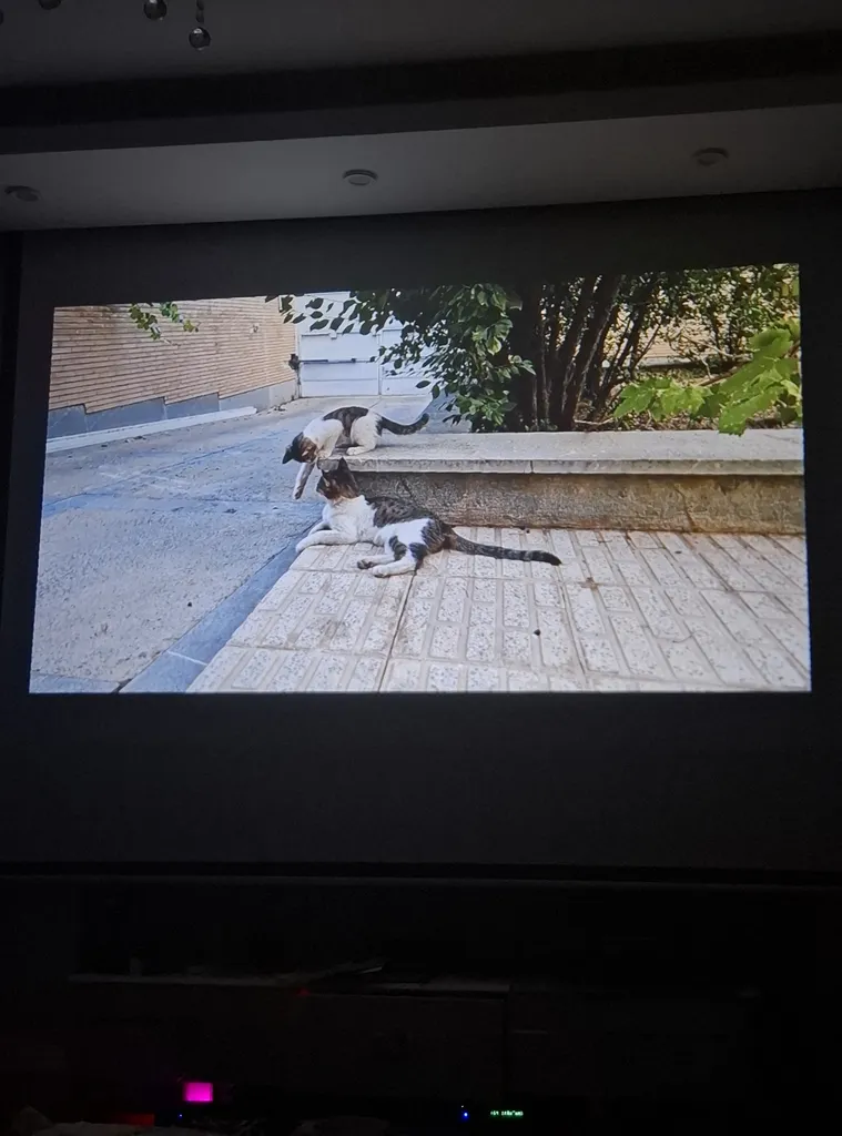 ویدئو پروژکتور یومیو مدل umiio Q2