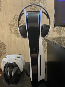 کنسول بازی سونی مدل PlayStation 5 ظرفیت 825 گیگابایت ریجن 1200 آسیا به همراه دسته اضافی و پایه شارژر و هدست