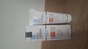 تجریه خرید ژل لایه بردار پوست پرودرما مدل REJUVEST حجم 40 میلی لیتر