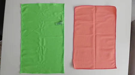 دستمال آشپزخانه ناژه مدل میکروفایبر شیشه