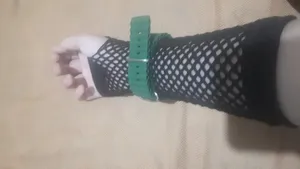 تجریه خرید ساق دست زنانه مدل فیشنت یک انگشتی