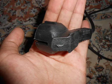 کابل برق سه پین منبع تغذیه کامپیوتر ای پی نت مدل Gold طول 1.5 متر