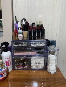 استند لوازم آرایشی مدل 06