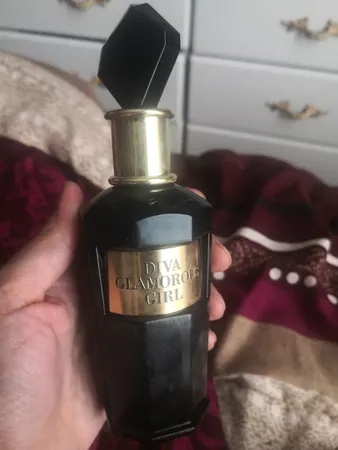 ادو پرفیوم زنانه فراگرنس ورد مدل DIVA GLAMOROUS GIRL حجم 100 میلی لیتر