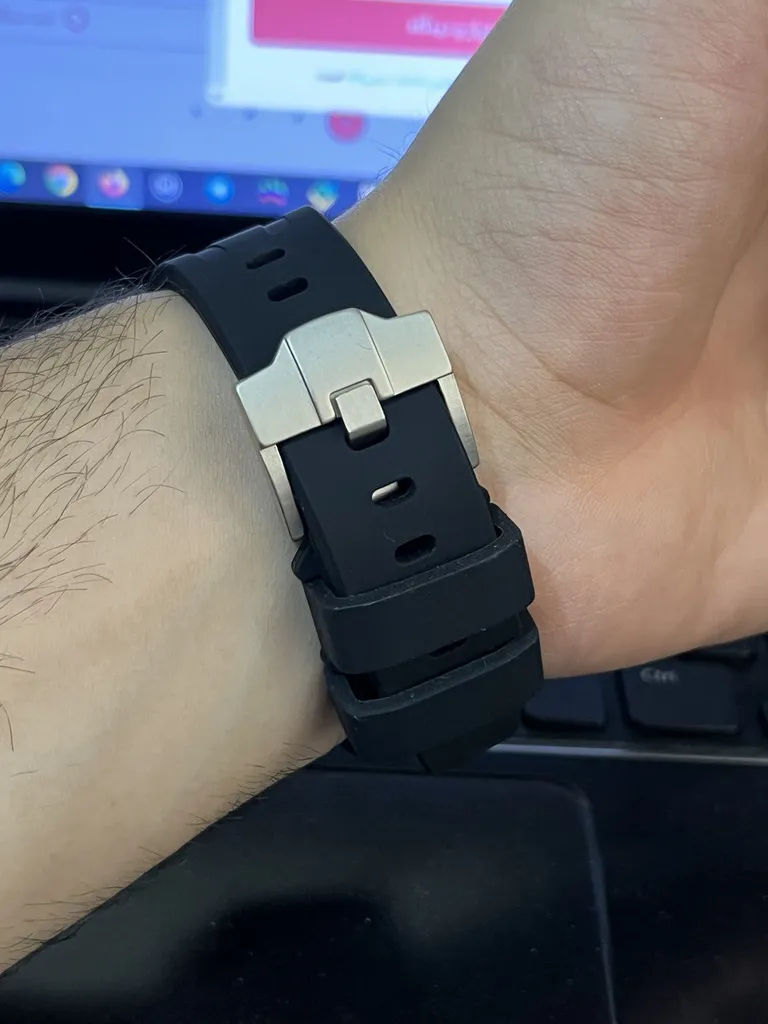 بند اسپریگ مدل Luxury AP GRD مناسب برای اپل واچ سری Se/1/2/3/4/5/6/7/8/9 سایز 42/44/45 میلی متری به همراه کاور