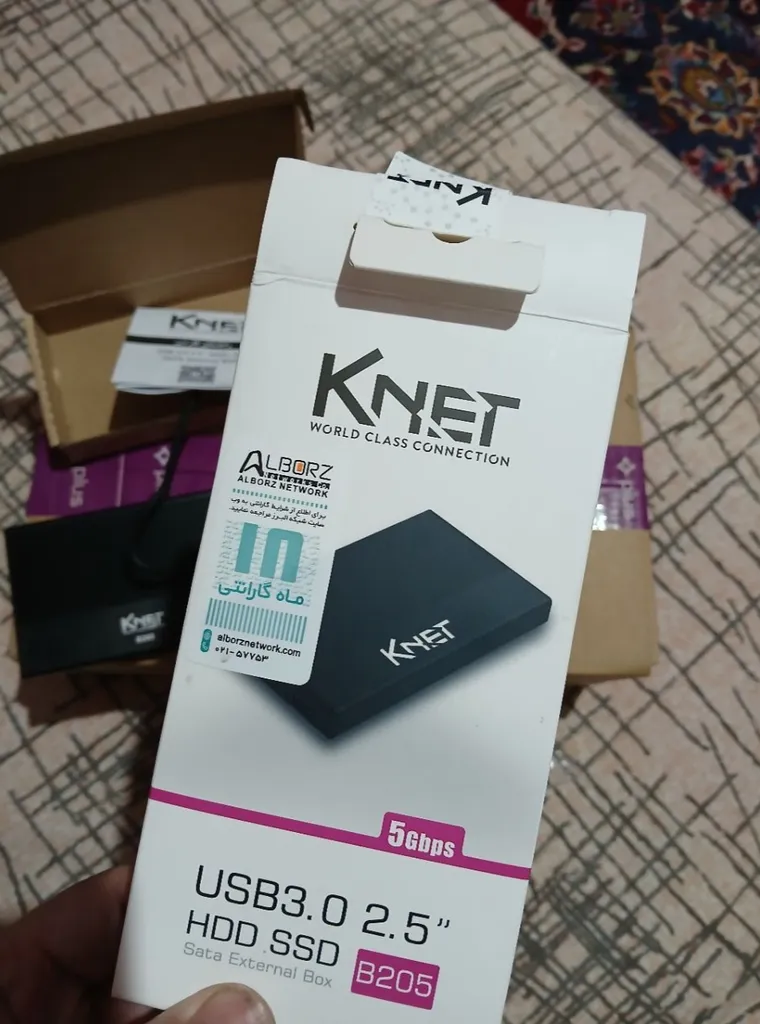 قاب اکسترنال ای دیتا مدل ED600 مناسب برای هارد دیسک و حافظه اس اس دی 2.5 اینچی