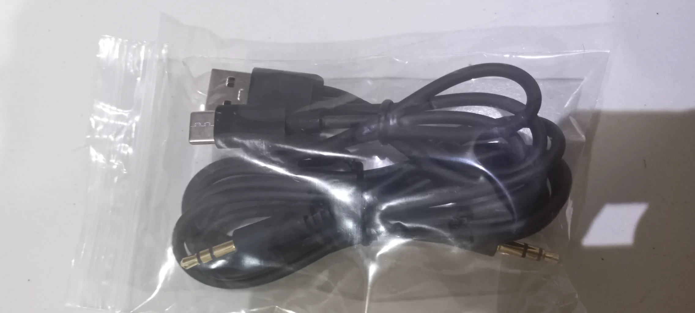 هدفون بلوتوثی کیو سی وای مدل H3