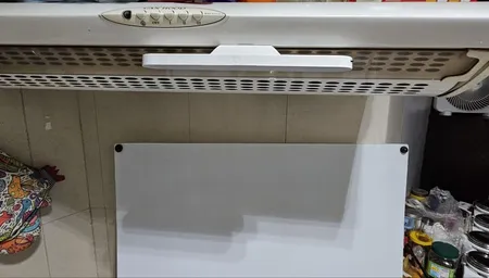 چراغ اضطراری شارژی بارادنور مدل 1613