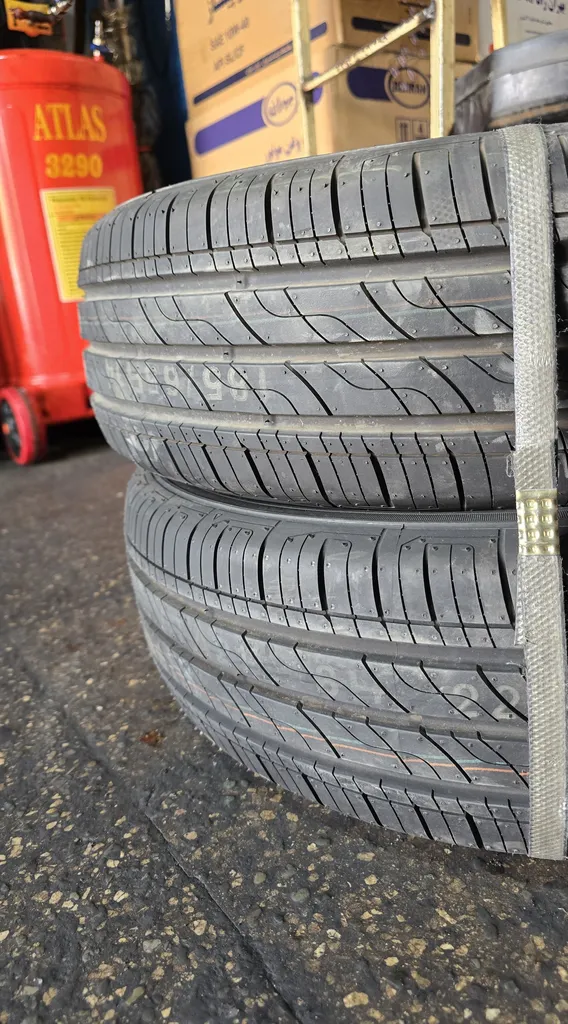 لاستیک خودرو کومهو تایر مدل Solus سایز 14 / 65 / 185 میلی‌متر تولید سال 2024 - 2 حلقه