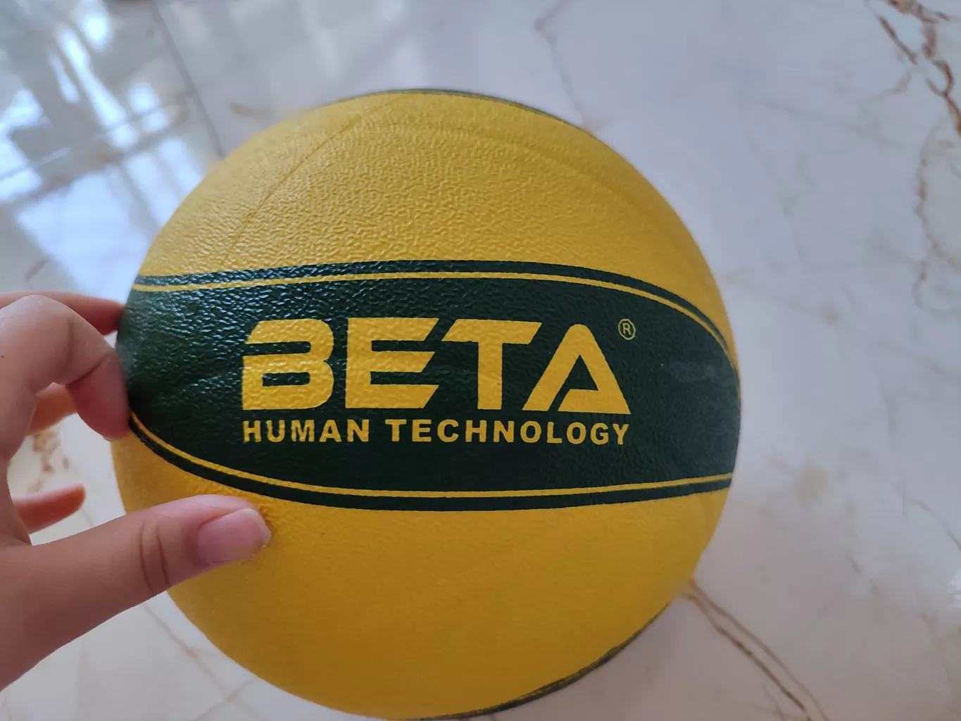 توپ والیبال بتا مدل BT-2022