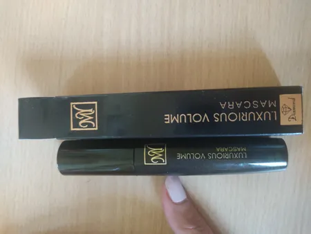 ریمل حجم دهنده مای سری Black Diamond مدل Luxurious