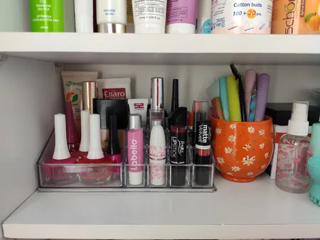 استند لوازم آرایشی مدل MA