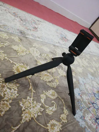 سه پایه نگهدارنده گوشی موبایل یونیمات مدل D909