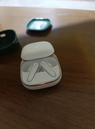 هدفون بلوتوثی انکر مدل Soundcore Liberty 5