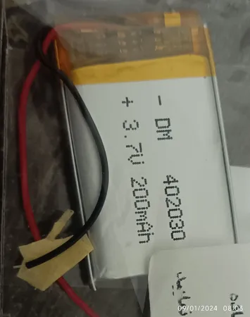 باتری لیتیوم پلیمر مدل 402030DM ظرفیت 300 میلی آمپر ساعت