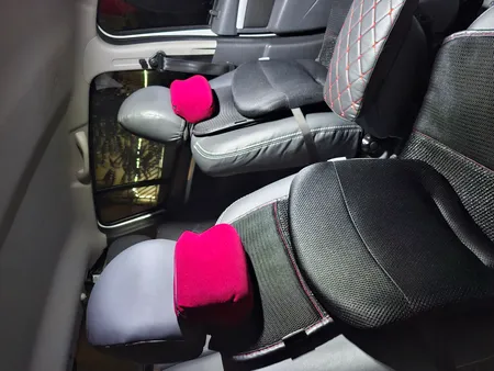 پشت گردنی هوشمند مدل Car