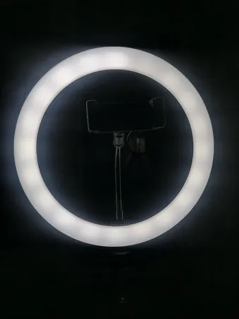 رینگ لایت مدل FOR LIVING