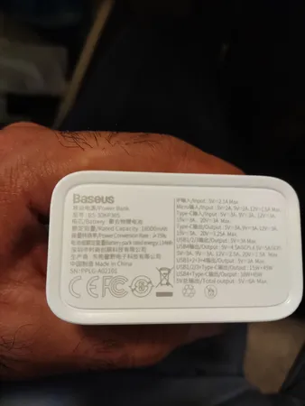 پاوربانک باسئوس مدل PPLG-A01 ظرفیت 30000 میلی آمپر ساعت