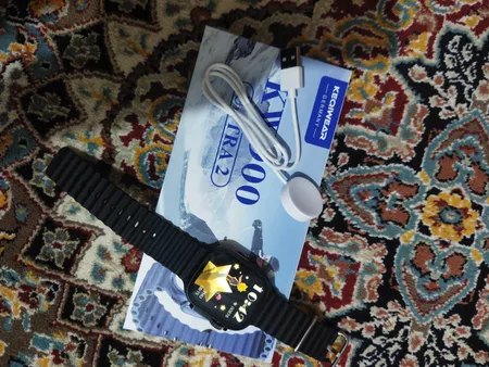 ساعت هوشمند مدل Germany KW900 ULTRA2 دارای قابلیت های صفحه نمایش رنگی بند سیلیکون