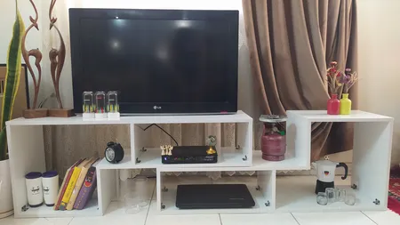 میز تلویزیون مدل  DLF104L