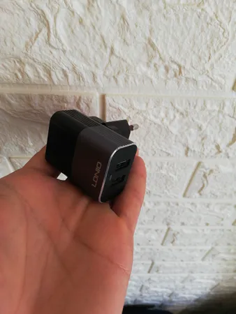 شارژر دیواری الدینیو مدل A2206 همراه با کابل میکرو USB