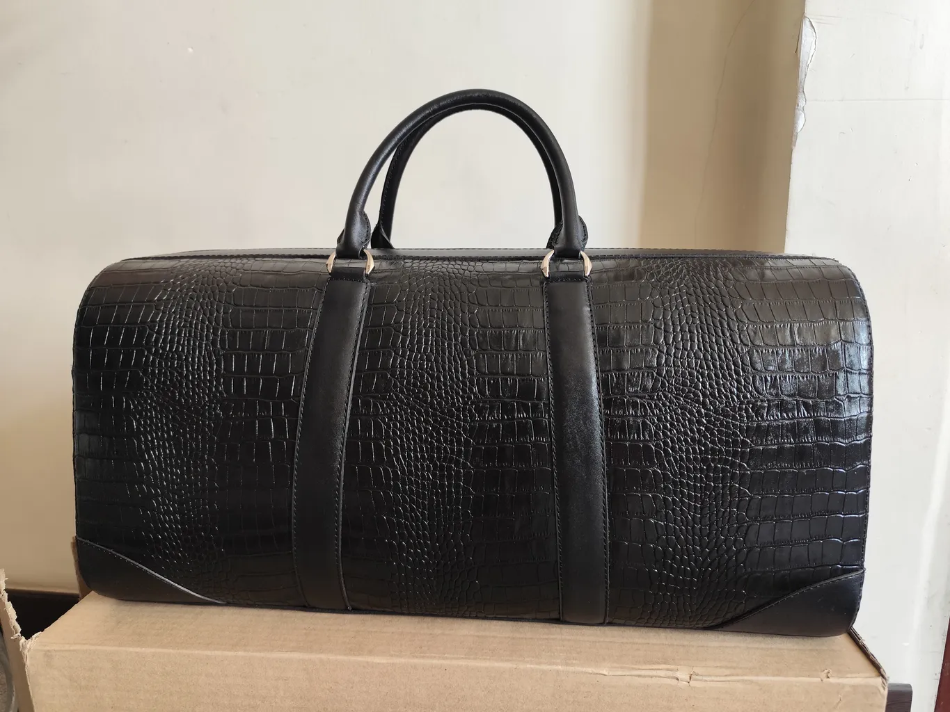 ساک سفری چرم بارثاوا کد 1110L