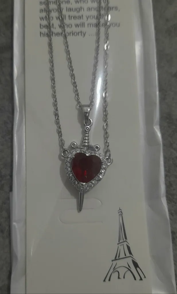 گردنبند مدل دوستی قلب و شمشیر بسته 2 عددی