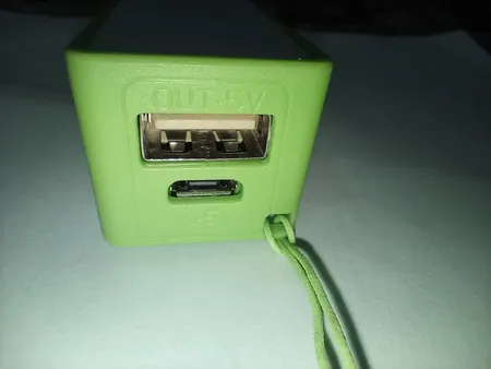 پاوربانک مدل A5 ظرفیت 3000 میلی آمپر ساعت