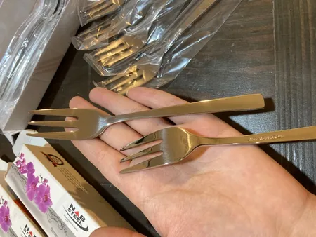 چنگال میوه خوری ناب استیل مدل Felorance