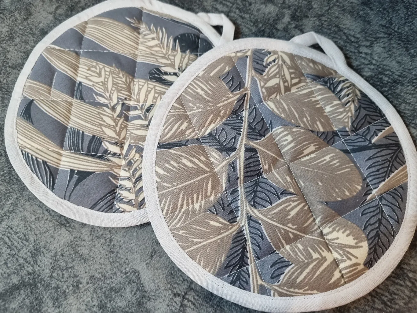 دستگیره منسوجات خسروشاهی برتر مدل  گرد کد DGM111 بسته 2 عددی