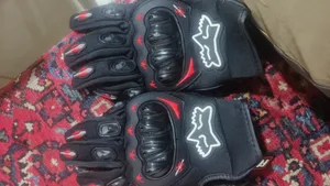 تجریه خرید دستکش موتورسواری فاکس مدل FX_08