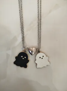 تجریه خرید گردنبند مدل روح آهنربایی بسته 2 عددی