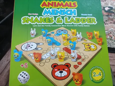 بازی منچ و مارپله تخته چوبی مدل Animals