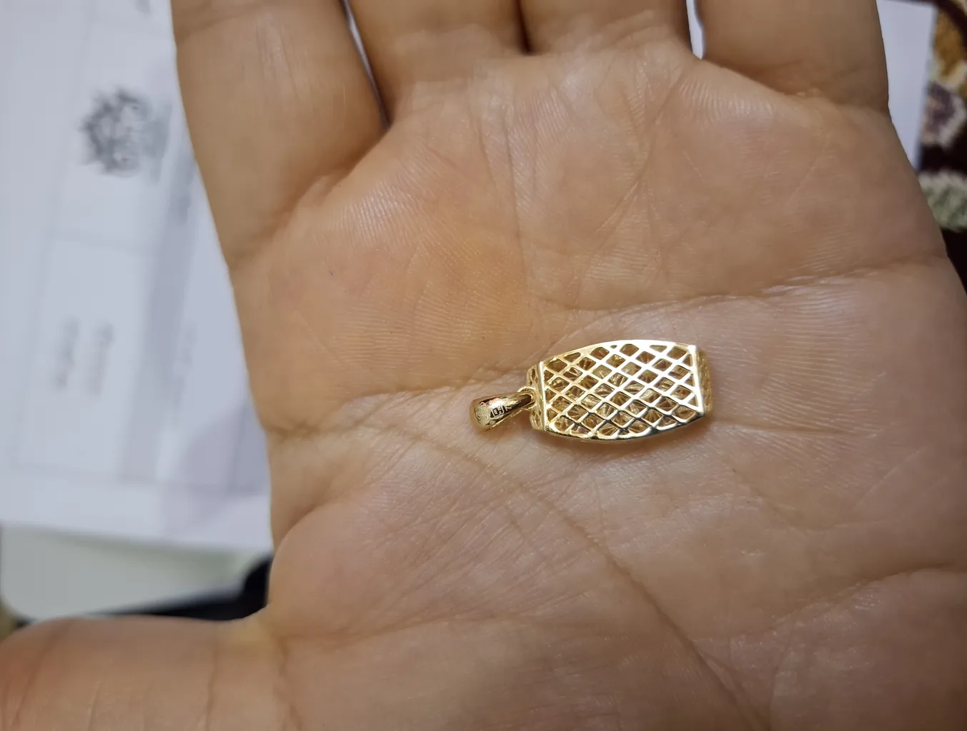 آویز گردنبند طلا 18 عیار زنانه طلای مستجابی مدل آوا کد 3685