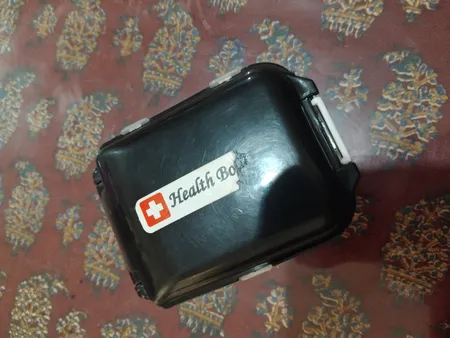 نگهدارنده قرص و دارو مانیا مدل 203010