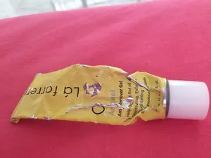 تجریه خرید ژل ضد آکنه لافارر مدل آزتینول مناسب انواع پوست حجم 20 میلی لیتر