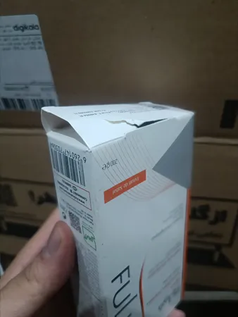 شامپو کاهش دهنده چربی فولیکا مخصوص موهای چرب حجم 200 میلی‌لیتر