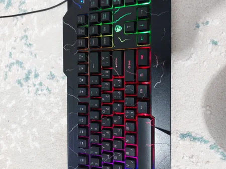 کیبورد مخصوص بازی بیاند مدل BGK-9500، سوییچ ممبران ، Full Size، نورپردازی LED RGB