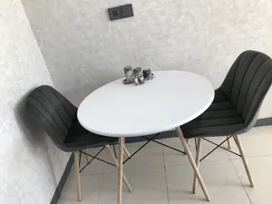 تجریه خرید میز و صندلی ناهارخوری دو نفره مدل مایا لمسه کد gm01
