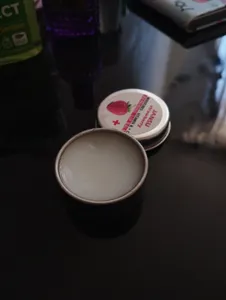 تجریه خرید بالم لب جانسو مدل VITAMIN K+C