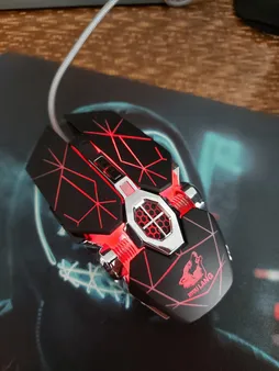 ماوس مخصوص بازی مدل V8