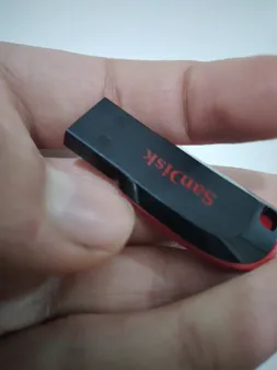 فلش مموری سن دیسک مدل Cruzer Blade CZ50 ظرفیت 16 گیگابایت با رابط USB 2.0