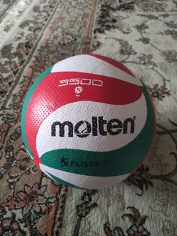 توپ والیبال  مدل چرمی