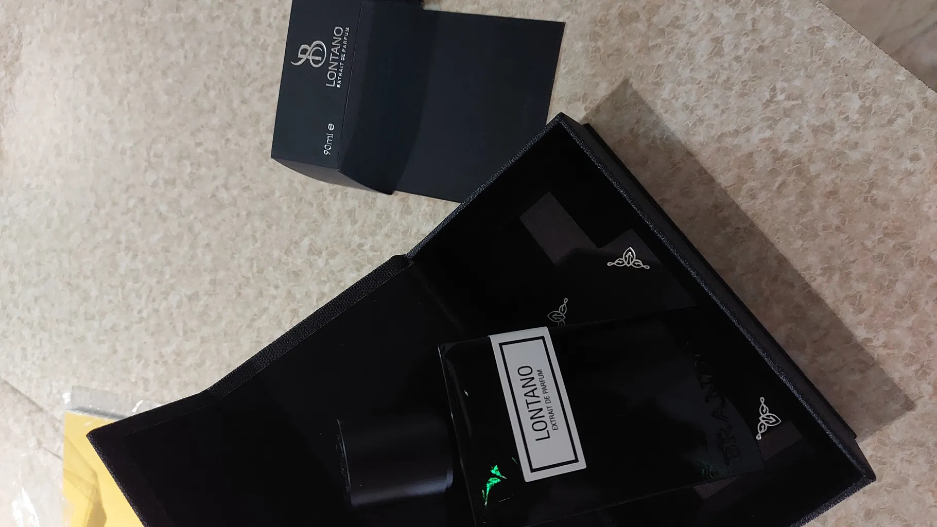 اکستریت د پرفیوم مردانه برندینی مدل Lontano حجم 90 میلی لیتر