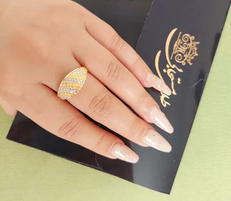 انگشتر طلا 18 عیار زنانه طلای مستجابی مدل آوا کد 670566