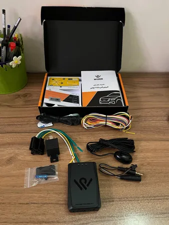 ردیاب خودرو وایزر مدل F150