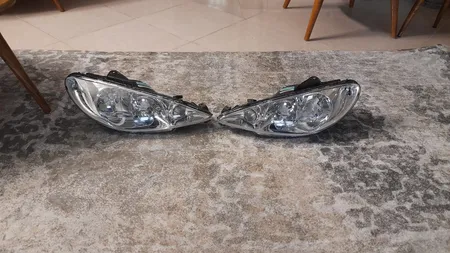 طلق چراغ جلو مدل hv.209 مناسب برای پژو 206 بسته دو عددی